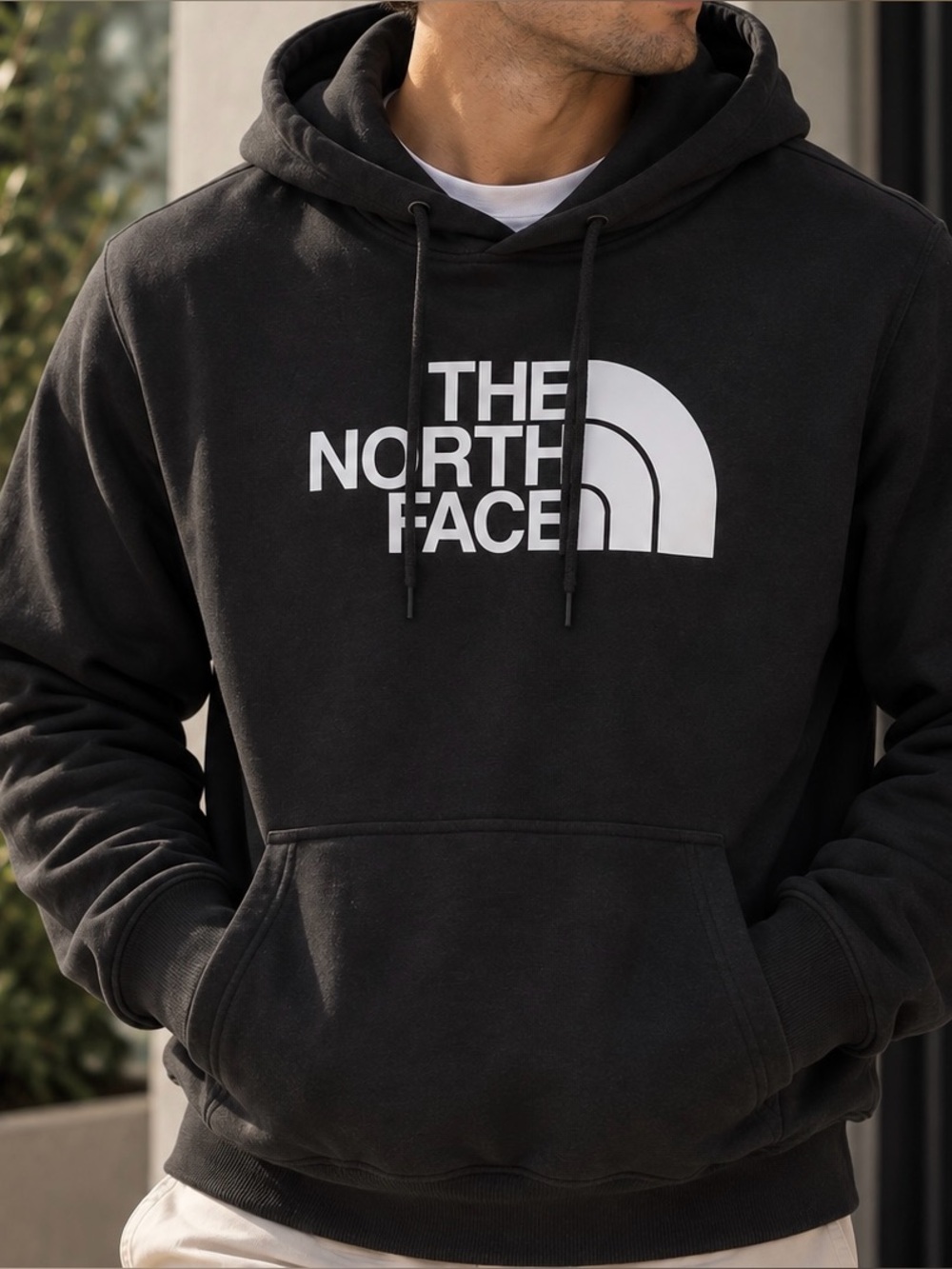 The North Face Women’s Black Logo Pullover Hoodie XL